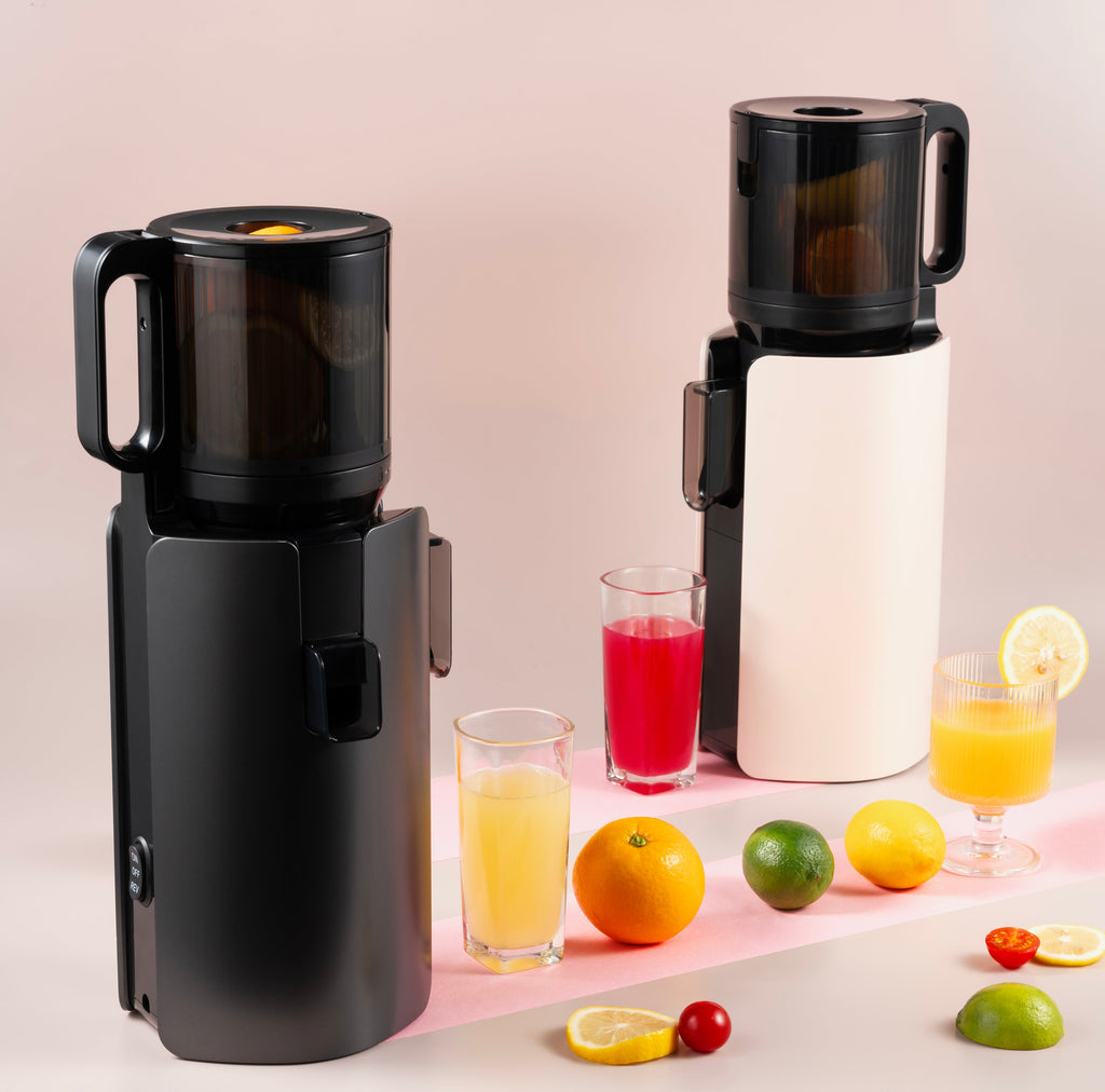 Buyer’s Guide: Choosing Between Juicers, Blenders and Mixers